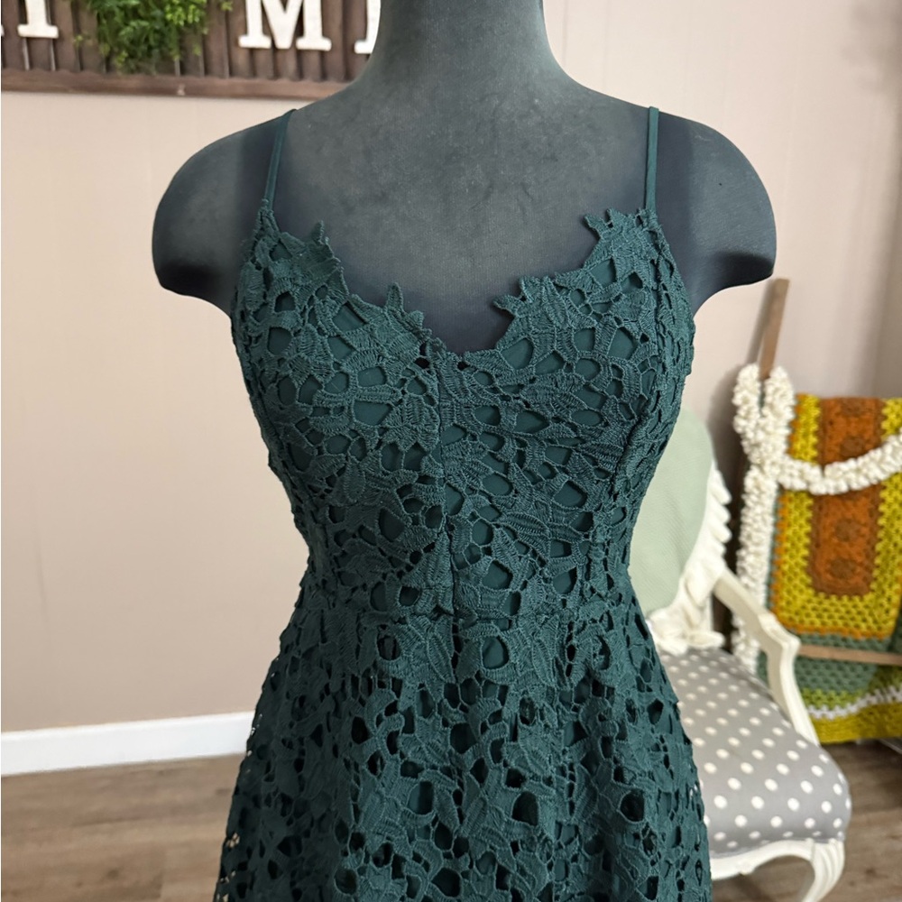 ASTR The Label • Green Lace A-Line Midi Dress - Picture 7 of 16